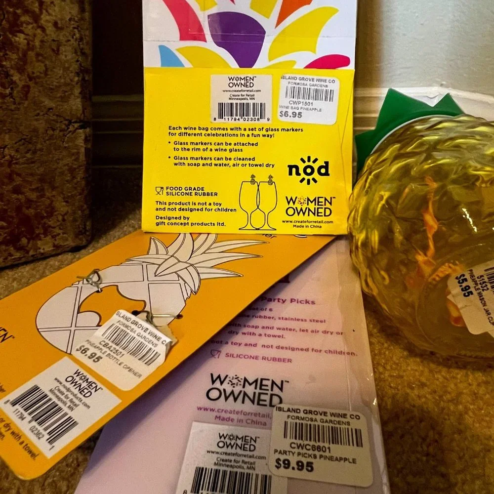 Pineapple party, bottle opener, wine markers, mason jar and wine gift bag-NWT